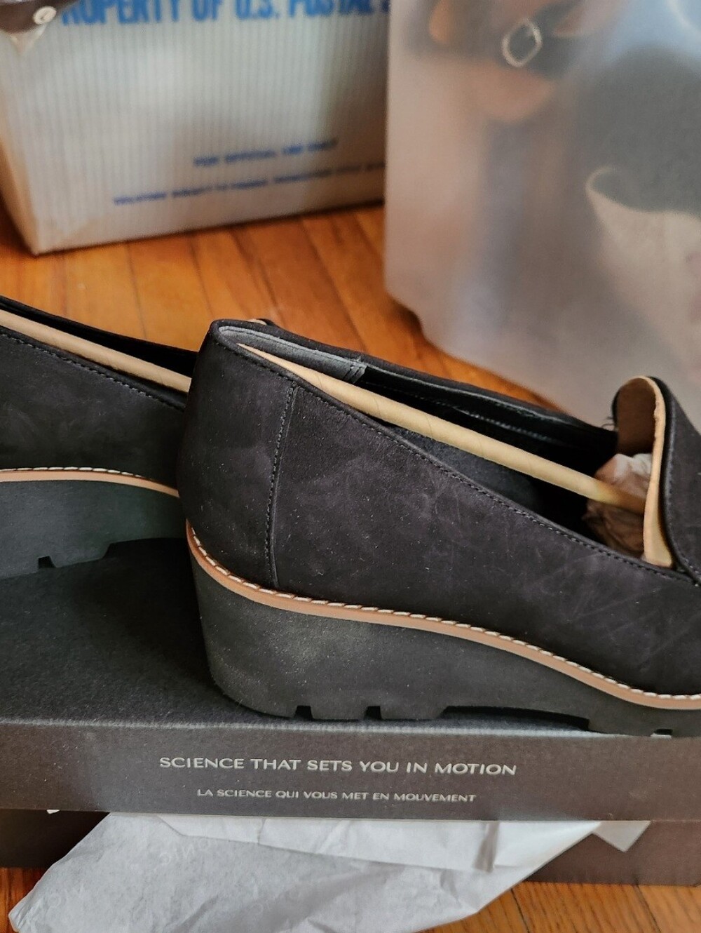 New In Box Vionic Black Suede Wedge Loafer "Ava" Sz 10 M - Picture 2 of 7